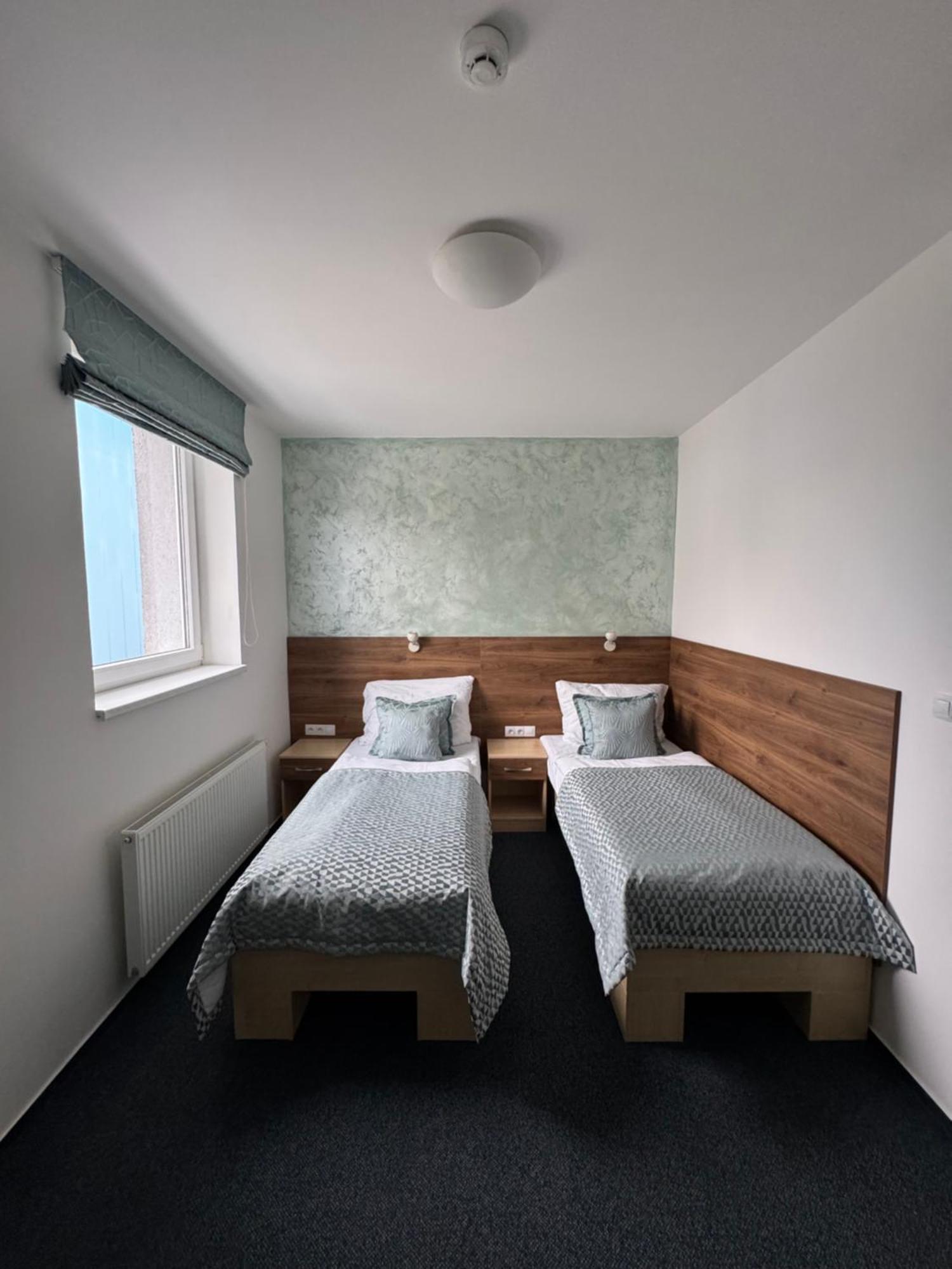 Sport Hotel Sletiste Kladno Luaran gambar